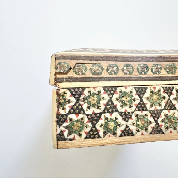 Vintage Persian Khatam Marquetry Polo Players Trinket Jewelry Box 6.5”x 4” - Picture 13 of 14